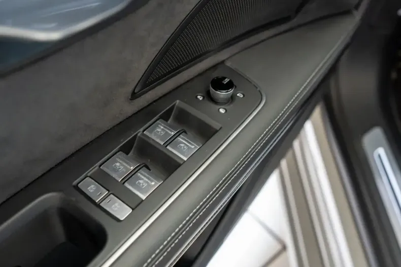 Audi A8 din 2023 cu 41.760 km - oferta AUD178699 - foto 30