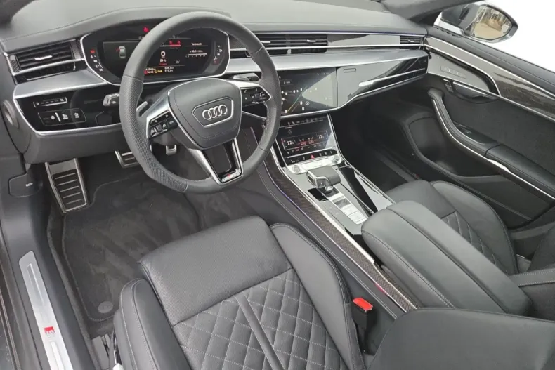 Audi A8 din 2023 cu 42.841 km - oferta AUD178700 - foto 5