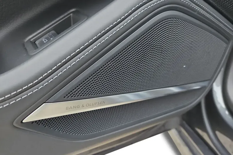 Audi A8 din 2023 cu 42.841 km - oferta AUD178700 - foto 11