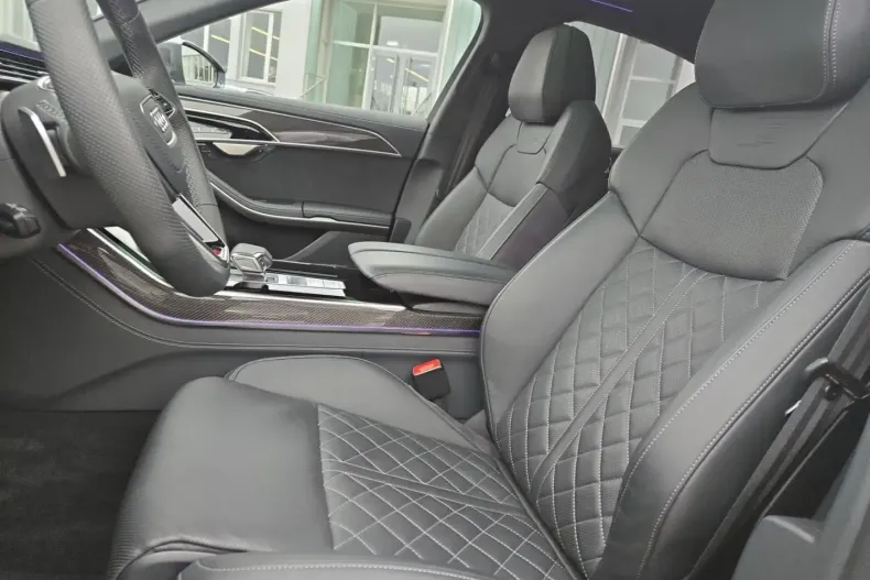 Audi A8 din 2023 cu 42.841 km - oferta AUD178700 - foto 18