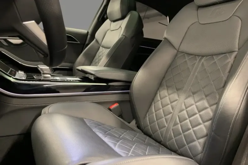 Audi A8 din 2022 cu 35.000 km - oferta AUD178701 - foto 8