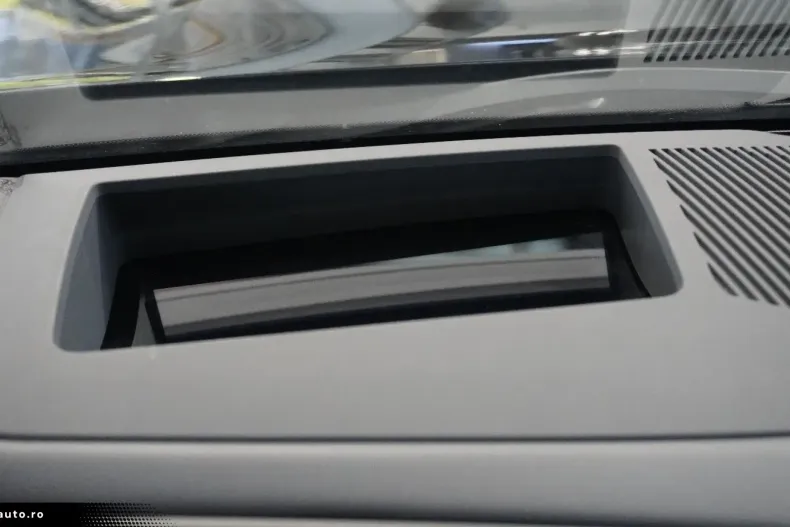 BMW 520 din 2024 cu 74.000 km - oferta BMW178705 - foto 32