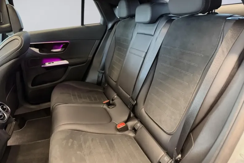 Mercedes-Benz GLC 200 din 2025 cu 10.691 km - oferta MER178714 - foto 10