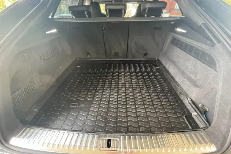 Audi Q8 din 2023 cu 75.257 km - oferta AUD178717 - foto 15