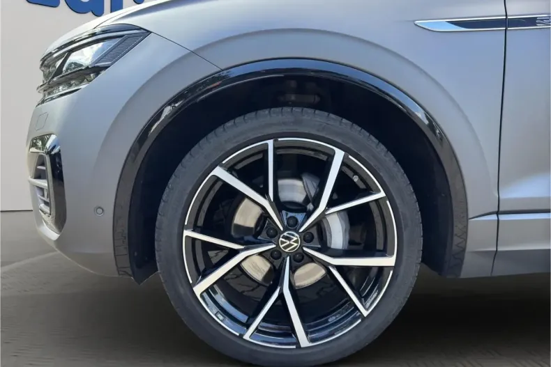 Volkswagen Touareg din 2023 cu 76.478 km - oferta VOL178726 - foto 5