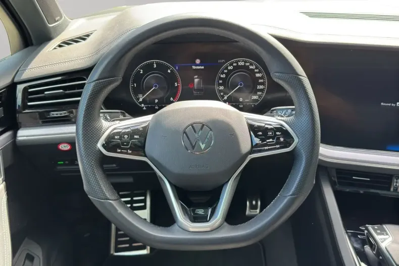 Volkswagen Touareg din 2023 cu 76.478 km - oferta VOL178726 - foto 9