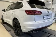 Volkswagen Touareg din 2022 cu 80.607 km - oferta VOL178736 - foto 3