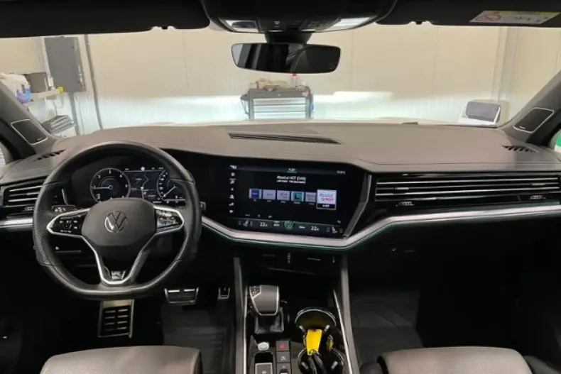 Volkswagen Touareg din 2022 cu 80.607 km - oferta VOL178736 - foto 15