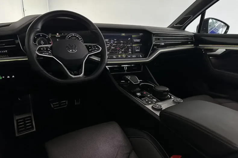 Volkswagen Touareg din 2022 cu 87.639 km - oferta VOL178737 - foto 11