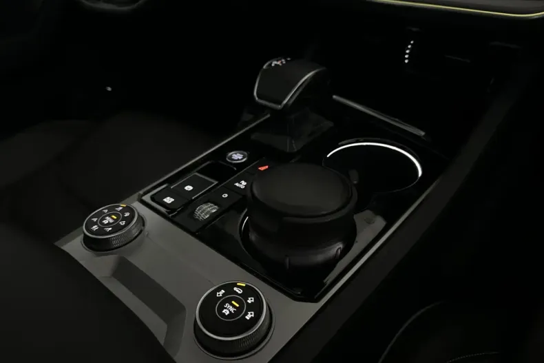 Volkswagen Touareg din 2022 cu 87.639 km - oferta VOL178737 - foto 16