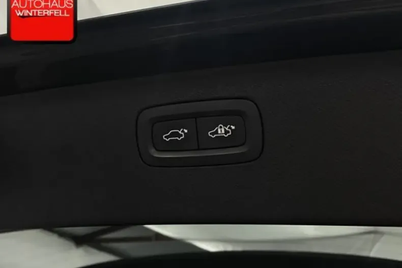 Volvo XC90 din 2022 cu 98.378 km - oferta VOL178740 - foto 23