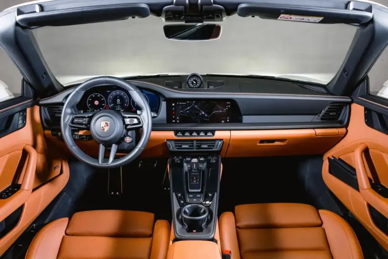 Porsche 992 din 2024 cu 5.200 km - oferta POR178741 - foto 19