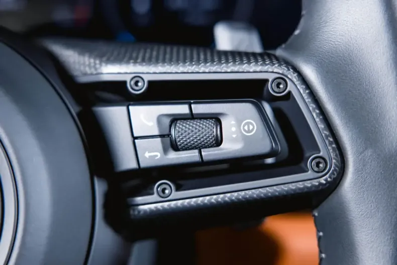 Porsche 992 din 2024 cu 5.200 km - oferta POR178741 - foto 30