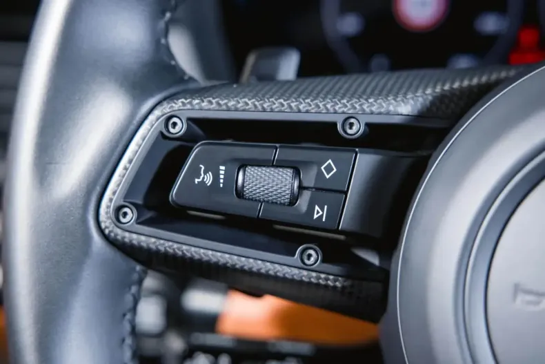 Porsche 992 din 2024 cu 5.200 km - oferta POR178741 - foto 31