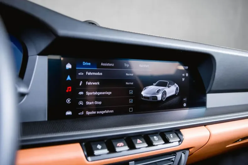 Porsche 992 din 2024 cu 5.200 km - oferta POR178741 - foto 35