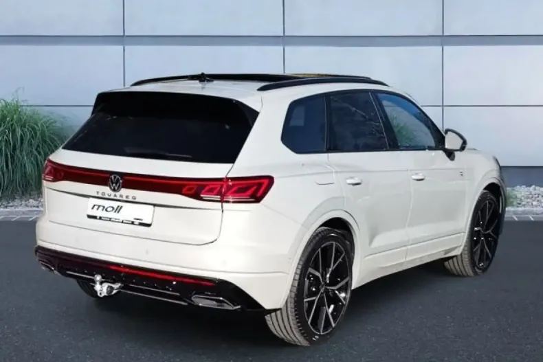 Volkswagen Touareg din 2025 cu 9.900 km - oferta VOL178742 - foto 4