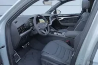 Volkswagen Touareg din 2025 cu 9.900 km - oferta VOL178742 - foto 9