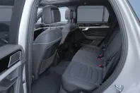 Volkswagen Touareg din 2025 cu 9.900 km - oferta VOL178742 - foto 10