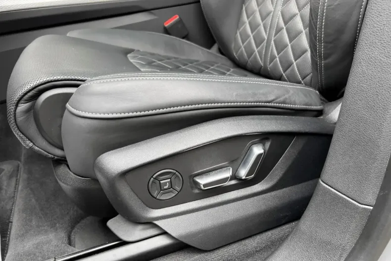 Audi Q8 din 2024 cu 14.799 km - oferta AUD178746 - foto 22