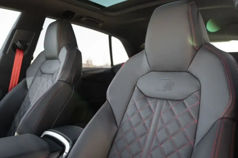 Audi Q8 din 2025 cu 17.900 km - oferta AUD178748 - foto 23