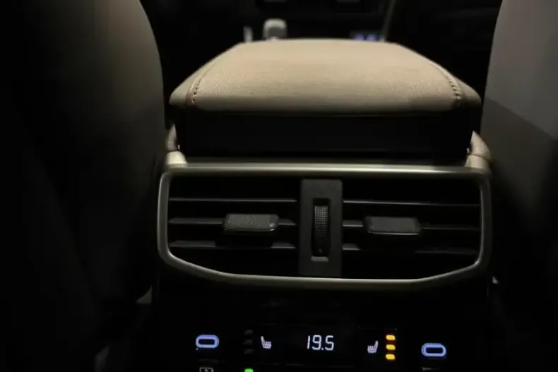 Lexus RX 450 din 2026 cu 15 km - oferta LEX178751 - foto 22