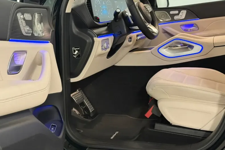 Mercedes-Benz GLS 400 (Clasa GLS) din 2023 cu 10.000 km - oferta MER178757 - foto 10