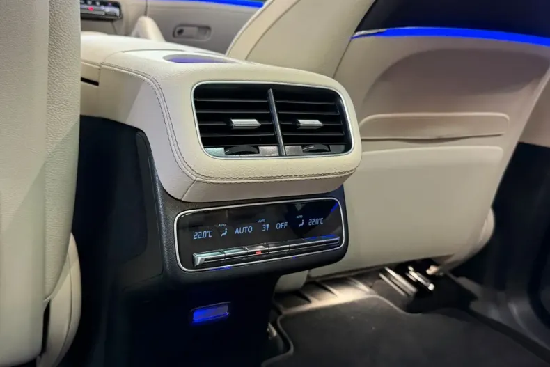 Mercedes-Benz GLS 400 (Clasa GLS) din 2023 cu 10.000 km - oferta MER178757 - foto 23