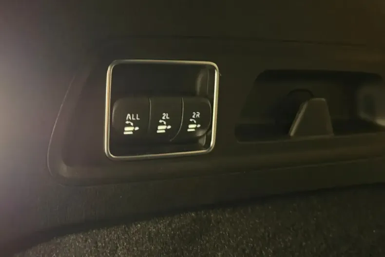 Mercedes-Benz GLS 400 (Clasa GLS) din 2023 cu 10.000 km - oferta MER178757 - foto 34