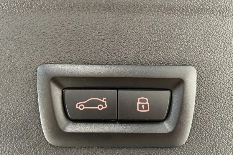 BMW X6 din 2025 cu 31.389 km - oferta BMW178763 - foto 10