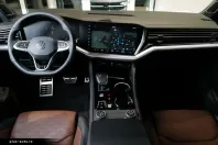 Volkswagen Touareg din 2025 cu 16.838 km - oferta VOL178765 - foto 24