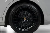 Porsche Cayenne din 2024 cu 44.306 km - oferta POR178770 - foto 3