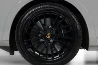 Porsche Cayenne din 2024 cu 44.306 km - oferta POR178770 - foto 4