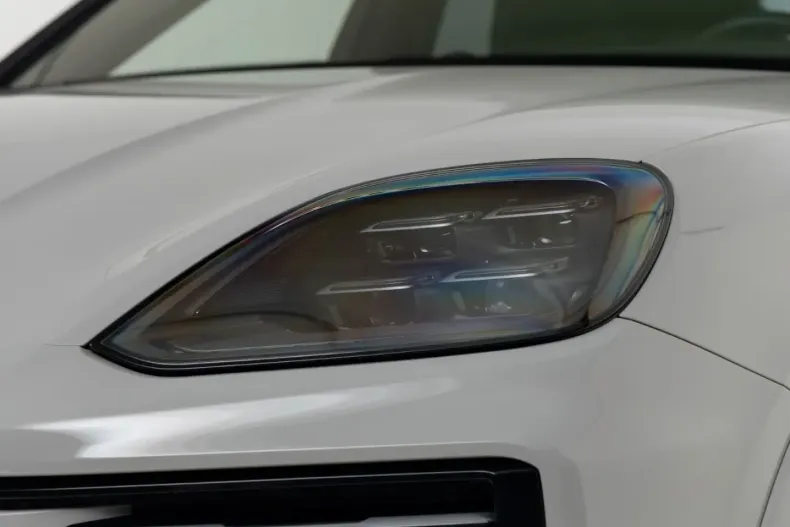 Porsche Cayenne din 2024 cu 44.306 km - oferta POR178770 - foto 13