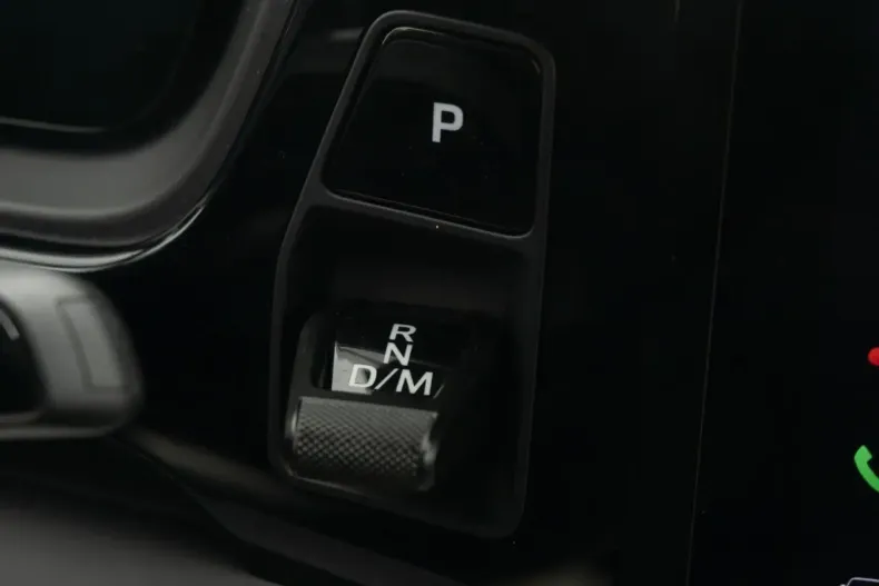 Porsche Cayenne din 2024 cu 44.306 km - oferta POR178770 - foto 34