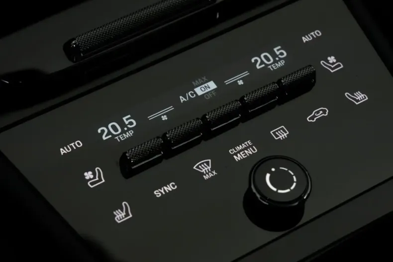 Porsche Cayenne din 2024 cu 44.306 km - oferta POR178770 - foto 35