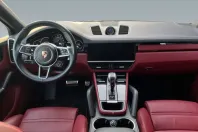 Porsche Cayenne din 2023 cu 44.352 km - oferta POR178771 - foto 9