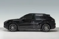 Porsche Cayenne din 2023 cu 26.900 km - oferta POR178773 - foto 2