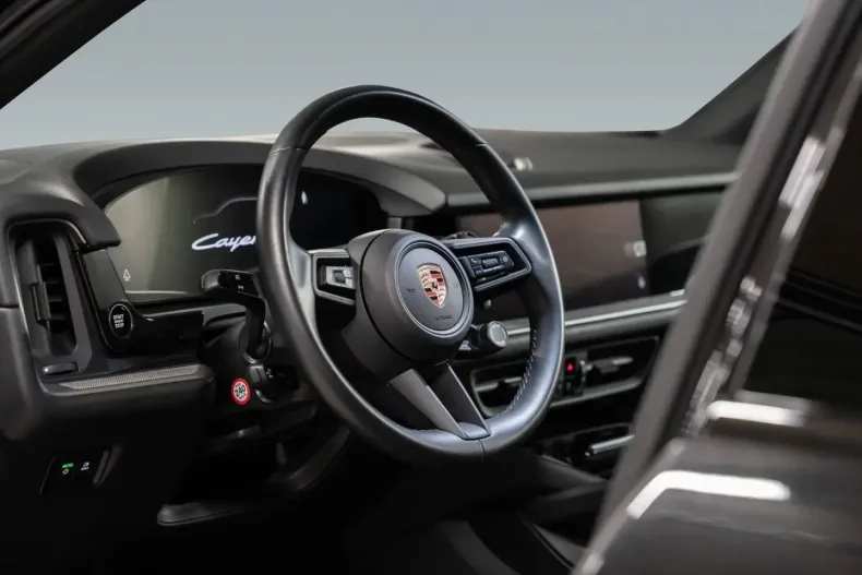 Porsche Cayenne din 2023 cu 26.900 km - oferta POR178773 - foto 25