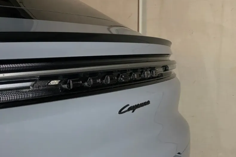 Porsche Cayenne din 2024 cu 19.900 km - oferta POR178774 - foto 9