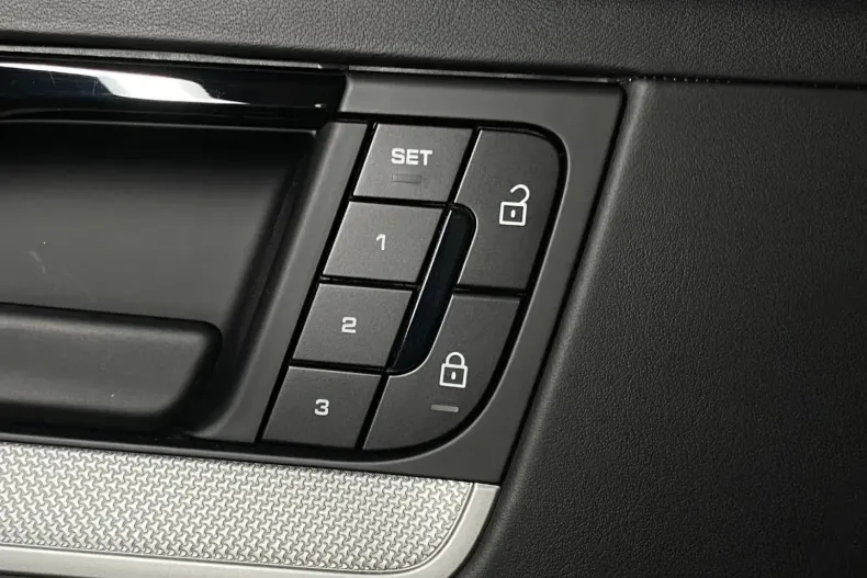 Porsche Cayenne din 2024 cu 19.900 km - oferta POR178774 - foto 26