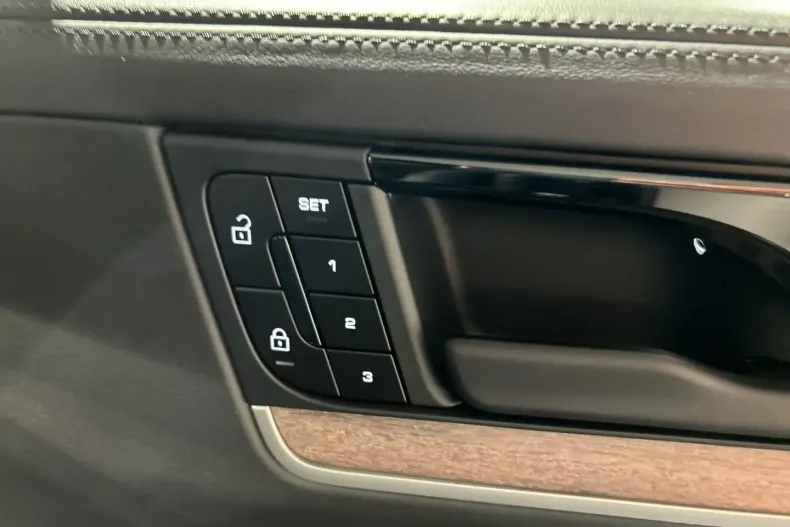 Porsche Cayenne din 2024 cu 15.200 km - oferta POR178775 - foto 25