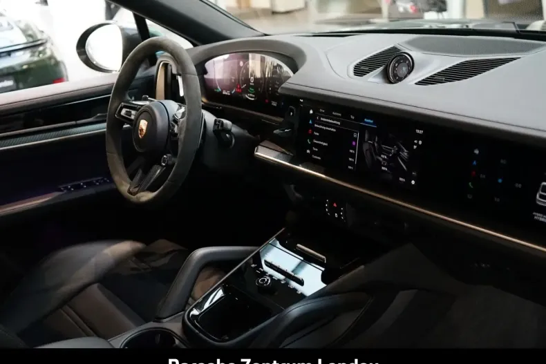 Porsche Cayenne din 2024 cu 38.900 km - oferta POR178776 - foto 33