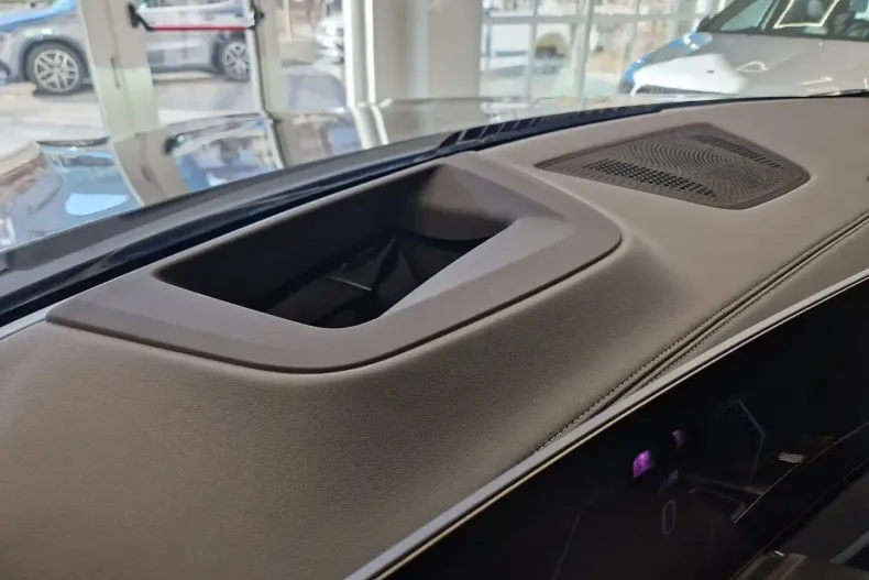 BMW X6 din 2025 cu 25.500 km - oferta BMW178778 - foto 20