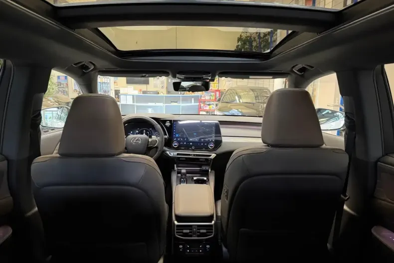 Lexus RX 450 din 2026 cu 10 km - oferta LEX178779 - foto 10