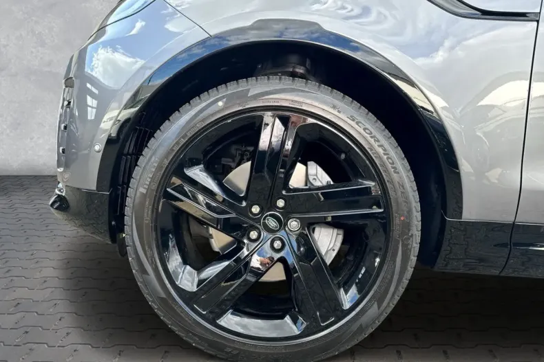 Land Rover Discovery din 2024 cu 15.500 km - oferta LAN178798 - foto 9