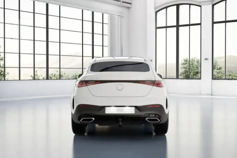 Mercedes-Benz GLC 200 din 2025 cu 5.518 km - oferta MER178804 - foto 4