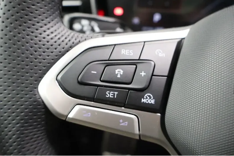 Volkswagen Touareg din 2025 cu 28.881 km - oferta VOL178820 - foto 18