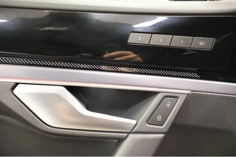 Volkswagen Touareg din 2025 cu 28.881 km - oferta VOL178820 - foto 21