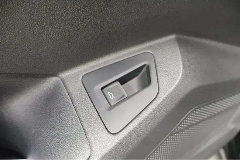 Volkswagen Touareg din 2025 cu 28.881 km - oferta VOL178820 - foto 22