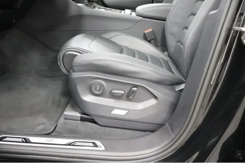 Volkswagen Touareg din 2025 cu 28.881 km - oferta VOL178820 - foto 23